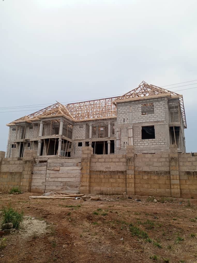 Large Scale Roofing